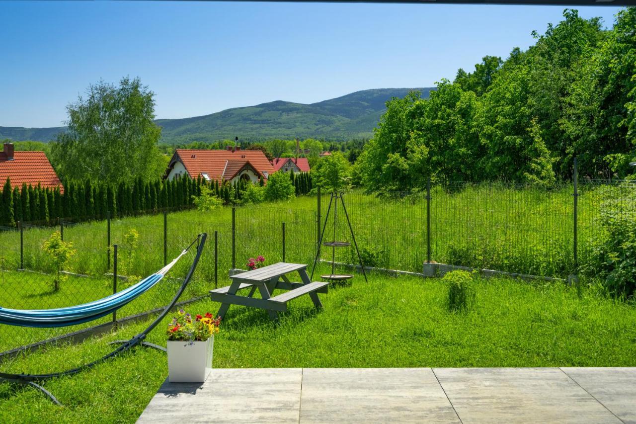 Domek Ale Fajnie - Taras Z Widokiem Na Gory Karpacz Esterno foto